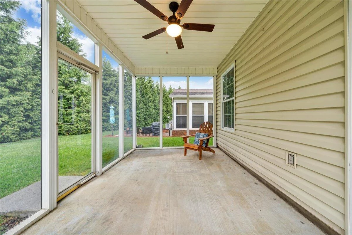 202 Cypress CT - Photo 38