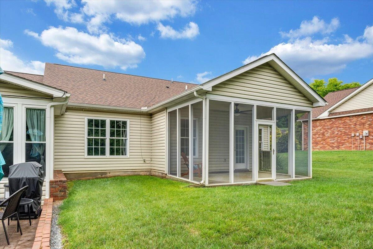 202 Cypress CT - Photo 43