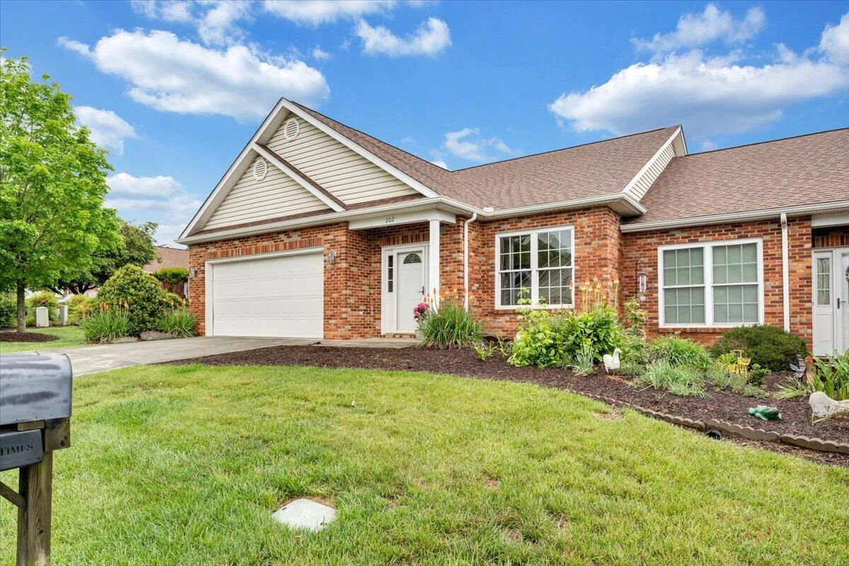 202 Cypress CT - Photo 49