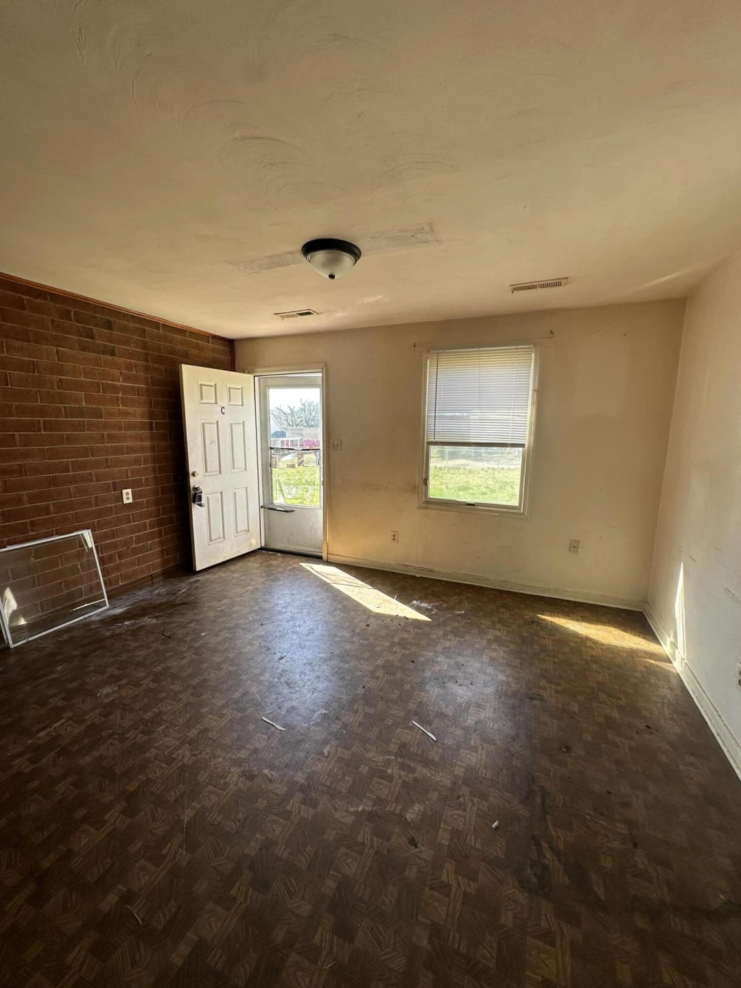 1704 Hanover AVE - Photo 4