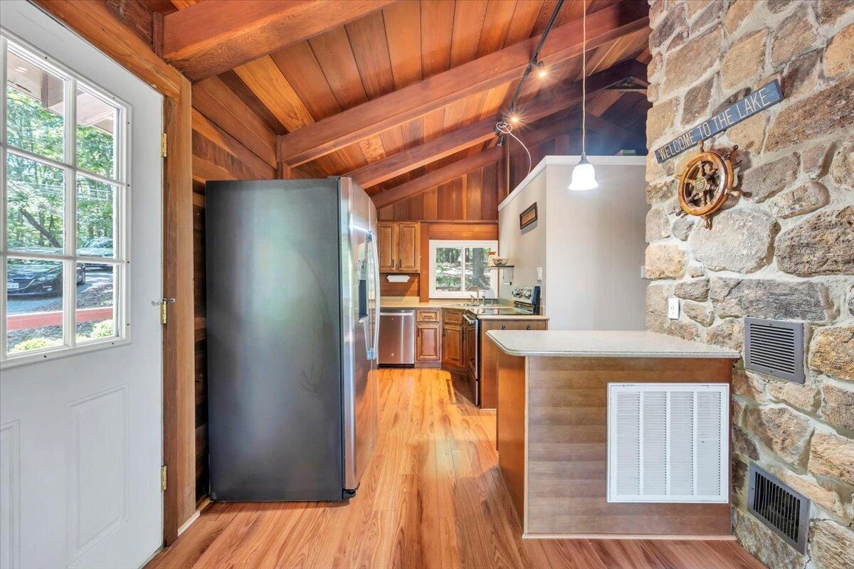 100 Lynchburg Camp RD - Photo 26