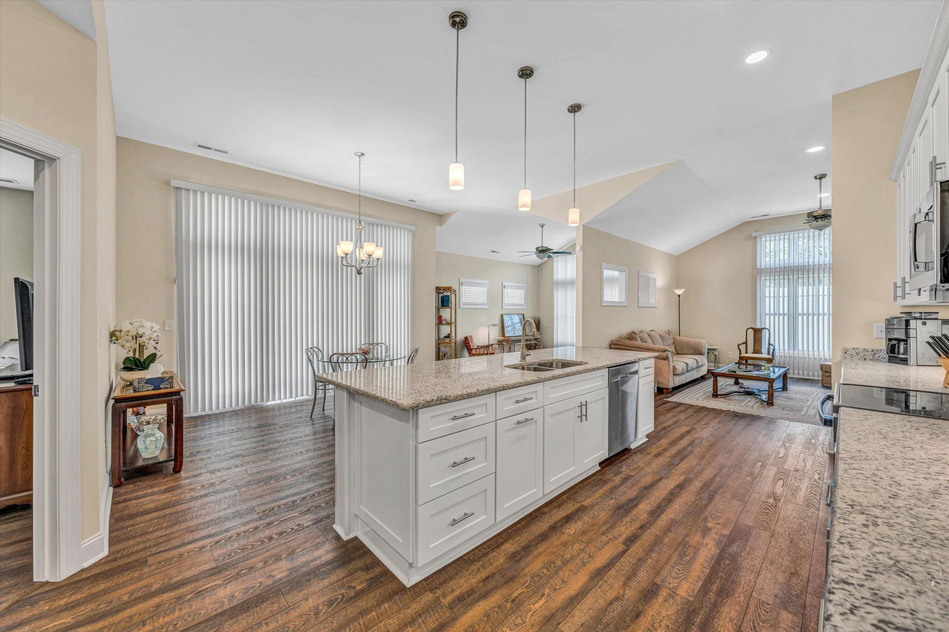 115 Professional DR - Photo 9