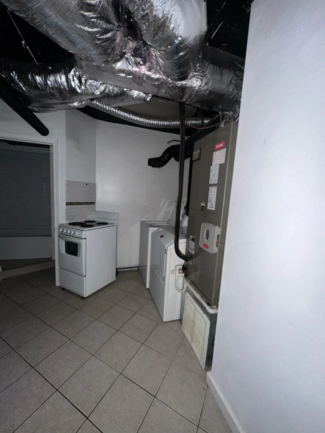 2319 Avenham AVE - Photo 24