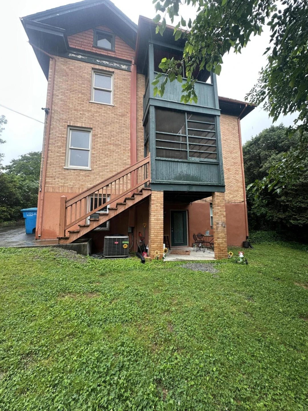 2319 Avenham AVE - Photo 3