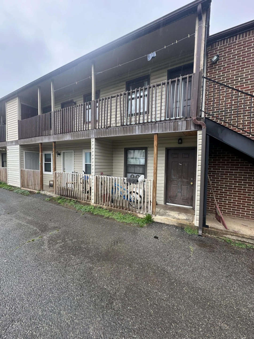 1607 Wayne ST - Photo 2