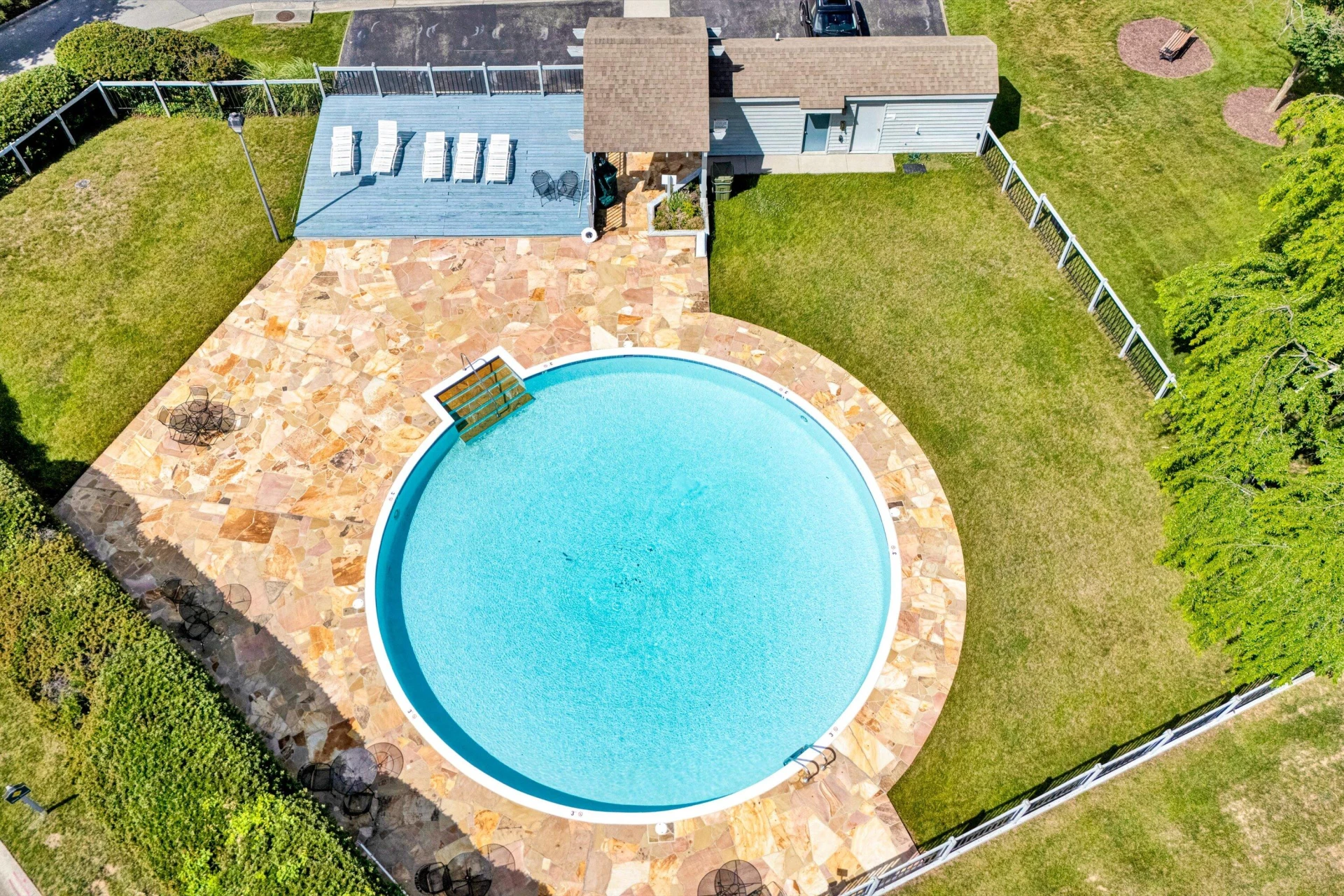 2501 Gatehouse LN - Photo 22