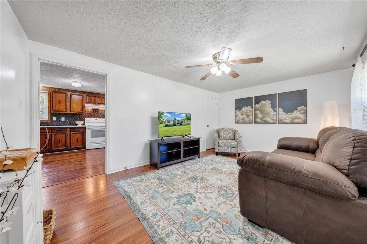 3756 Goose Dam RD - Photo 4