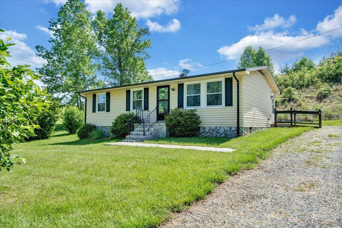 3756 Goose Dam RD - Photo 31