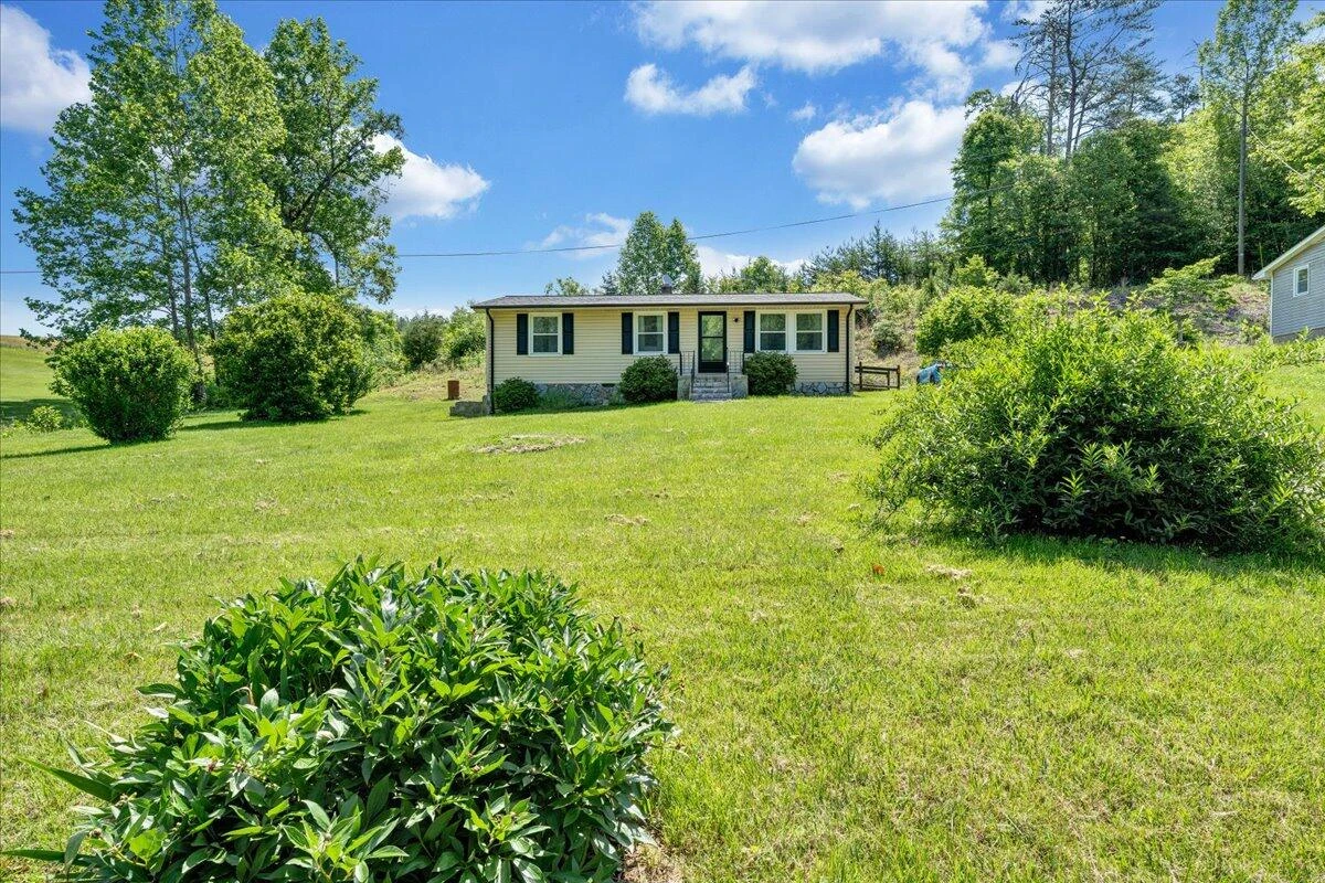 3756 Goose Dam RD - Photo 32