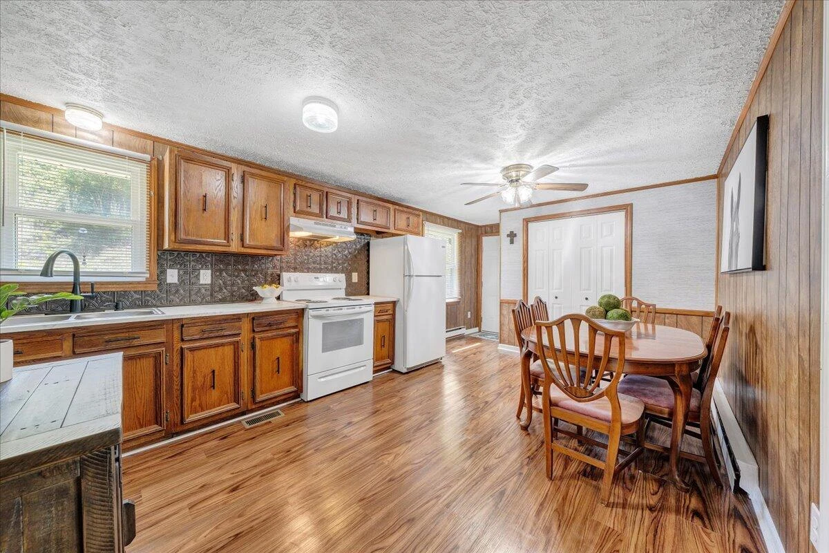 3756 Goose Dam RD - Photo 9