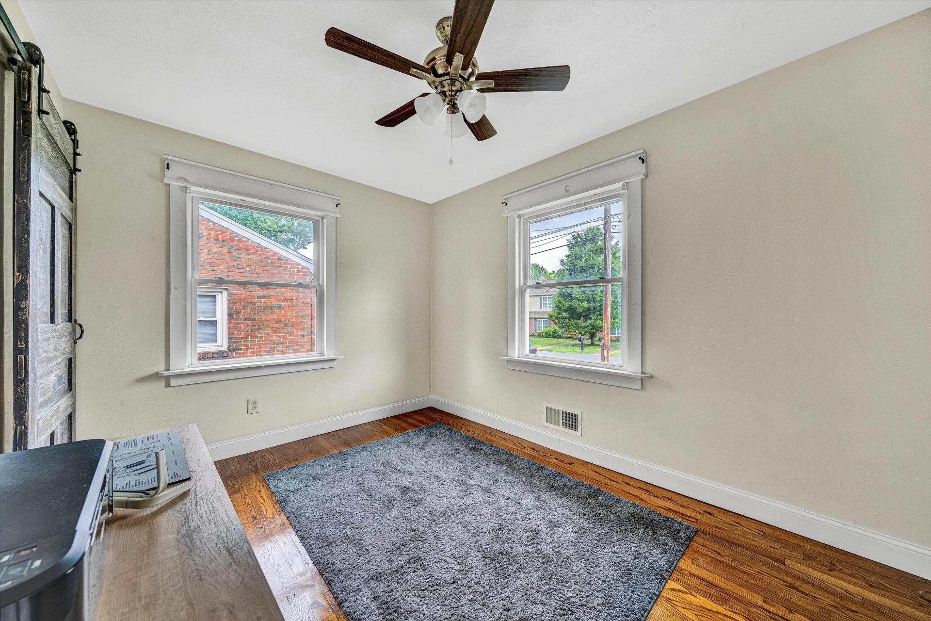 216 Ross ST - Photo 13