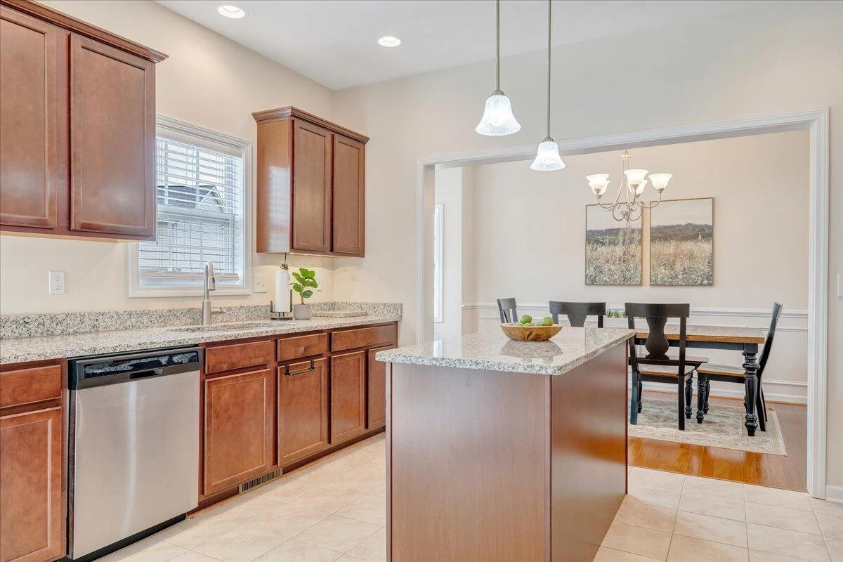 208 Edgemere DR - Photo 31