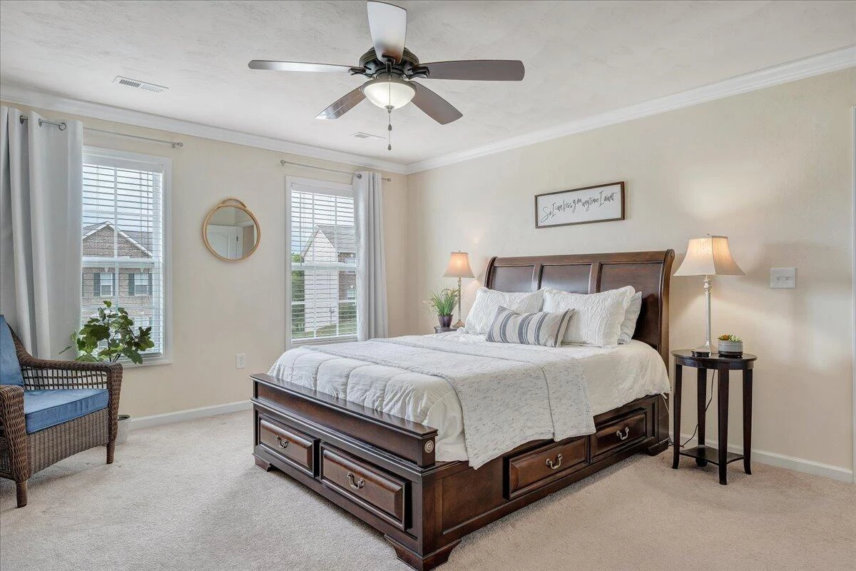 208 Edgemere DR - Photo 35