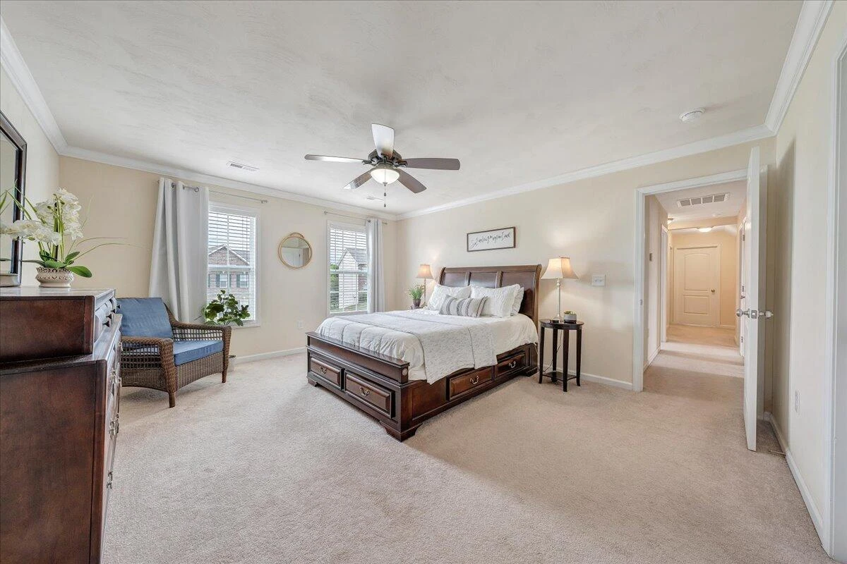 208 Edgemere DR - Photo 36