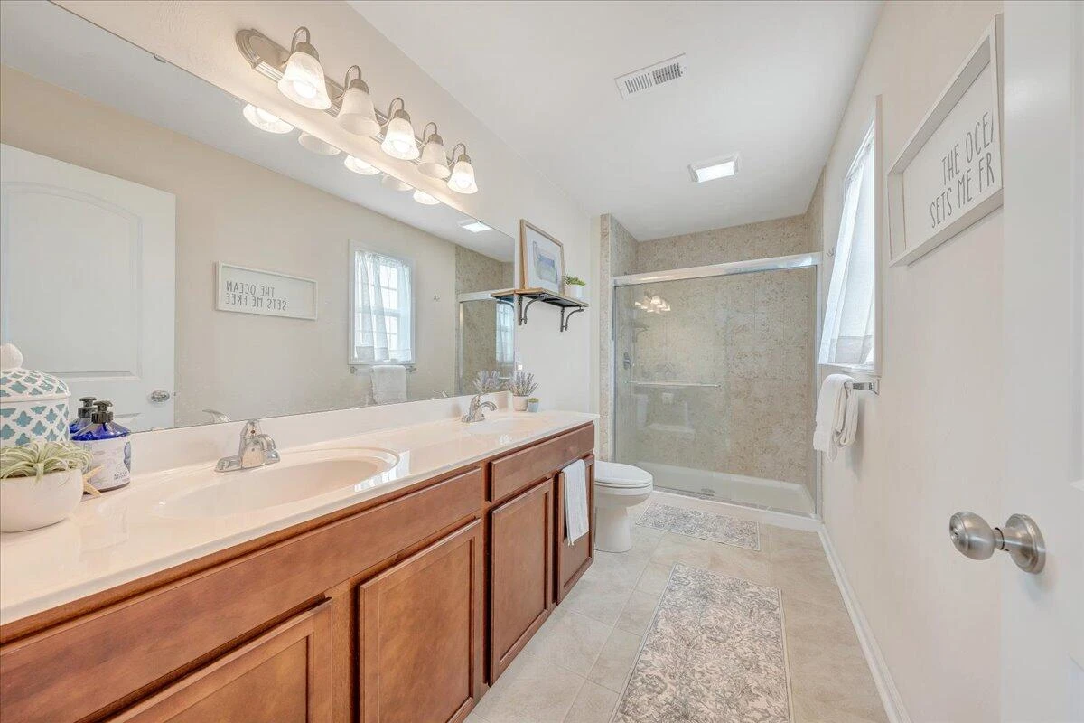 208 Edgemere DR - Photo 39