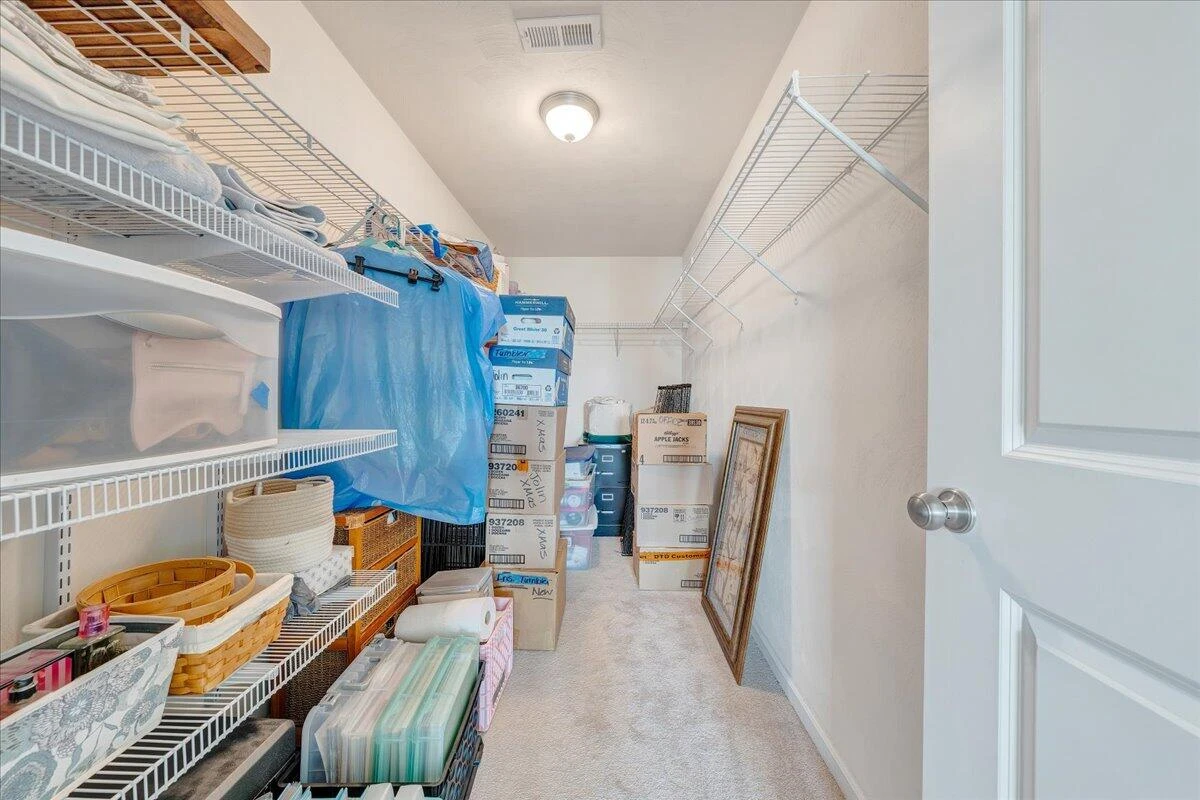 208 Edgemere DR - Photo 41