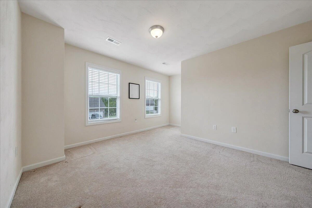 208 Edgemere DR - Photo 44