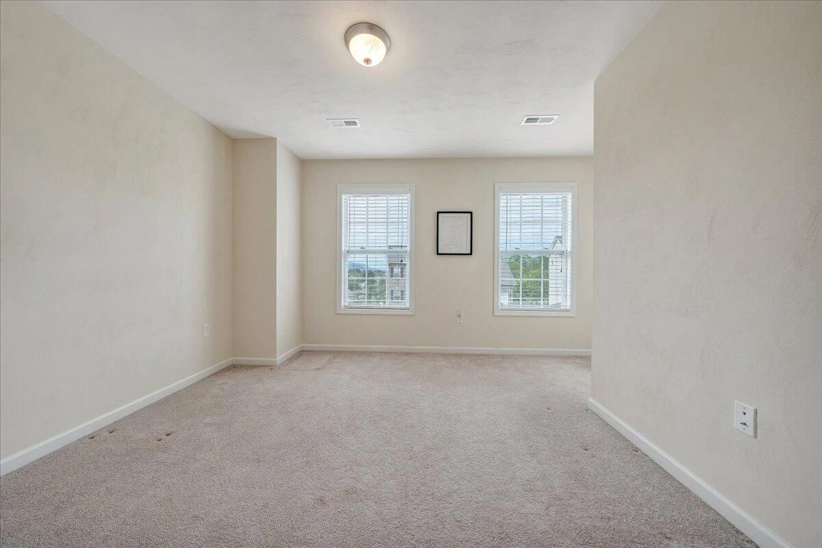 208 Edgemere DR - Photo 45