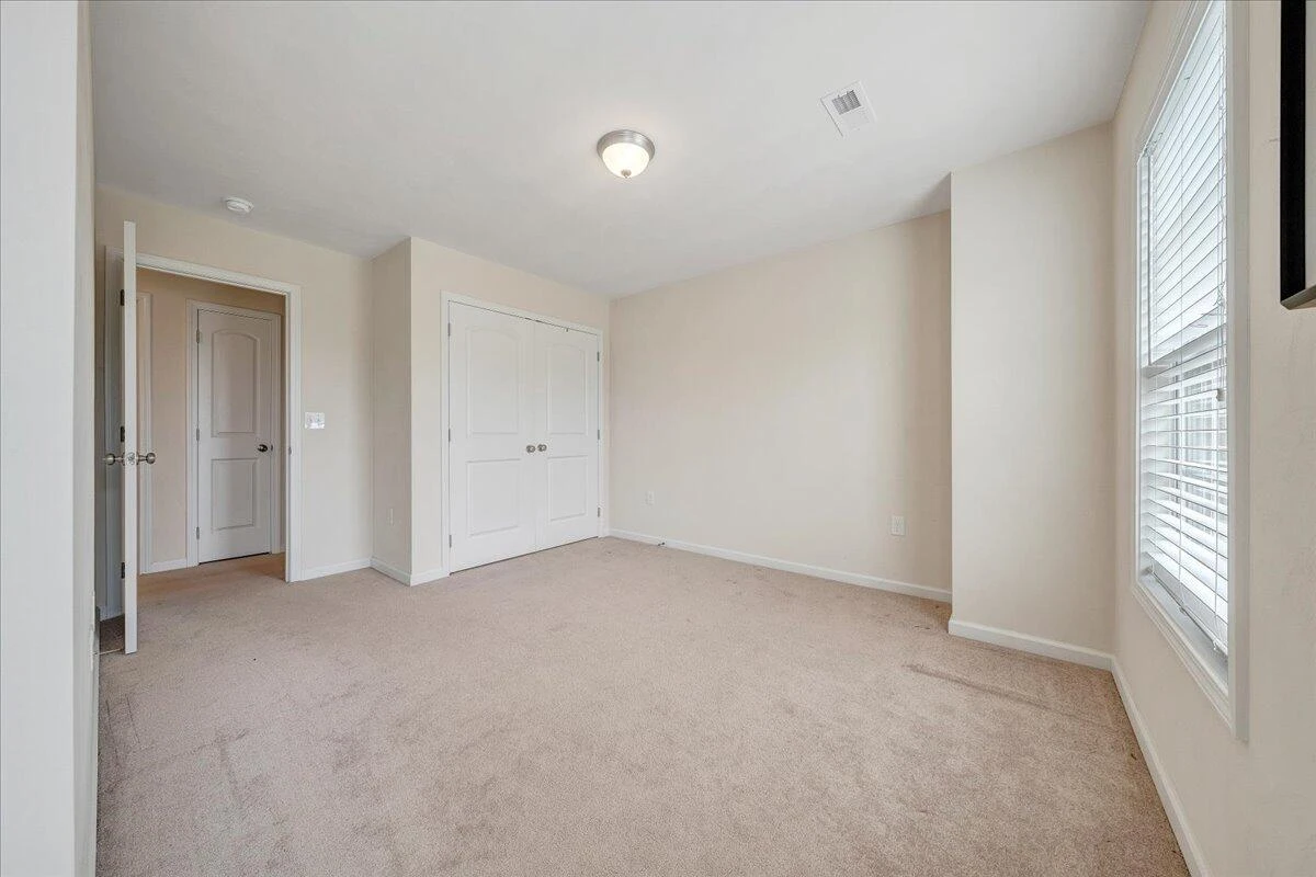 208 Edgemere DR - Photo 47