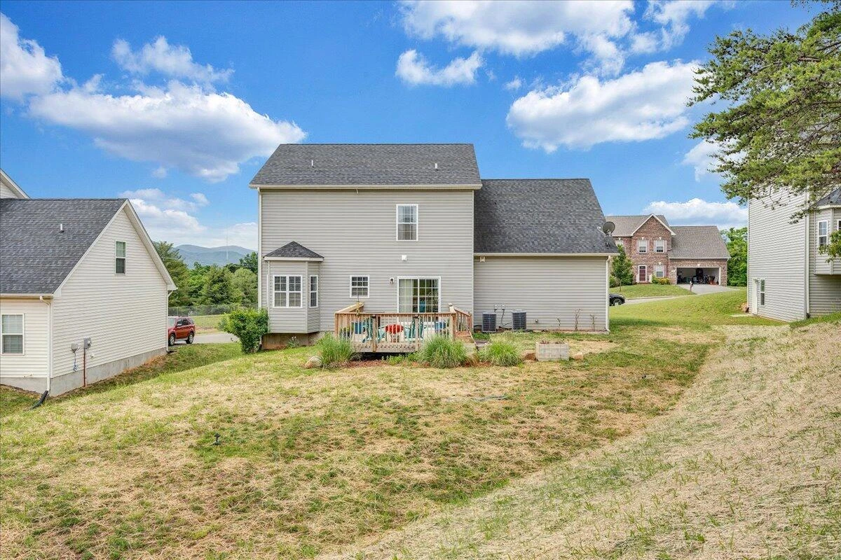 208 Edgemere DR - Photo 57