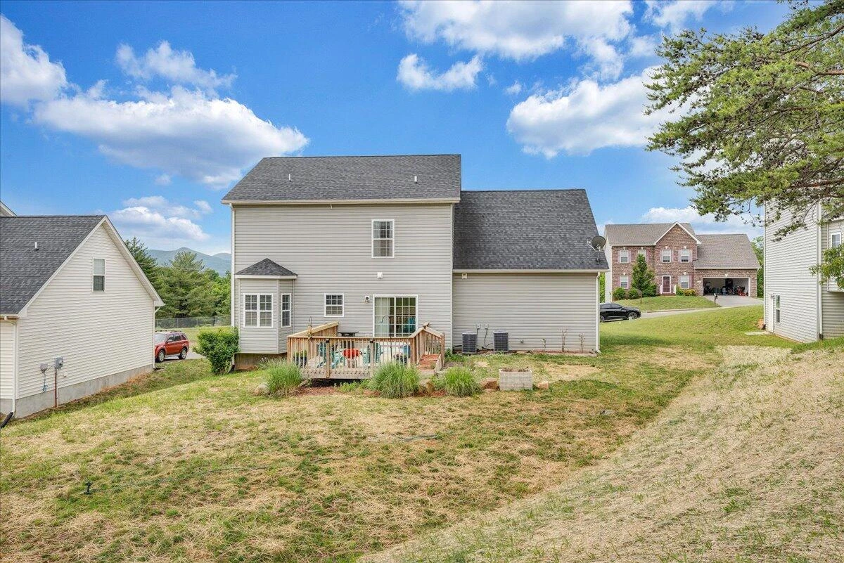 208 Edgemere DR - Photo 58