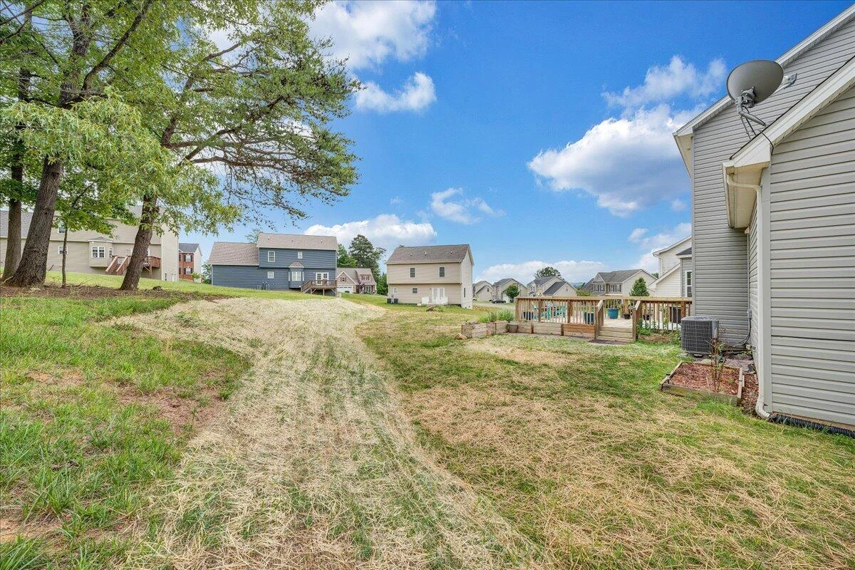 208 Edgemere DR - Photo 59