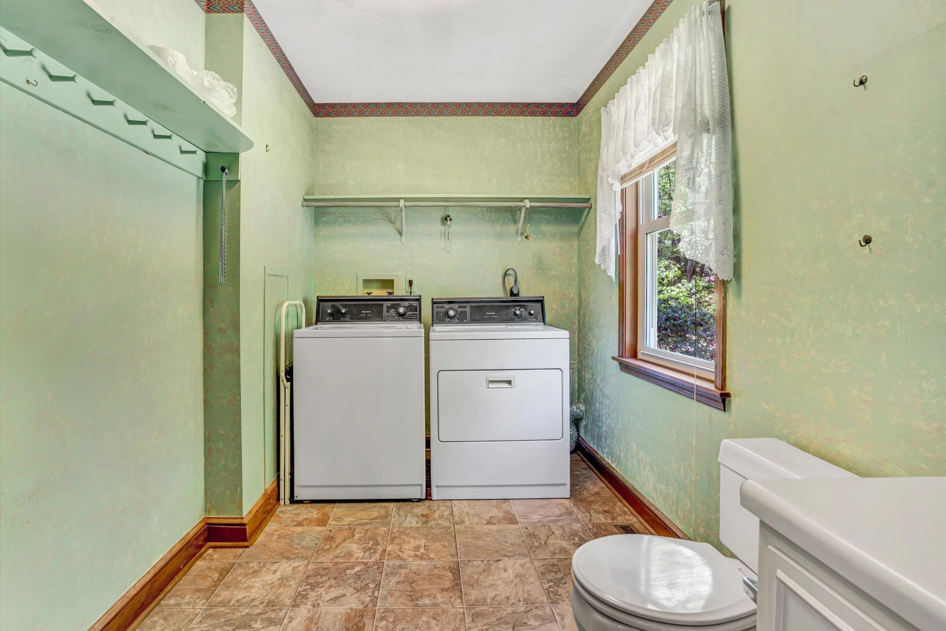 551 Heather Ridge DR - Photo 18