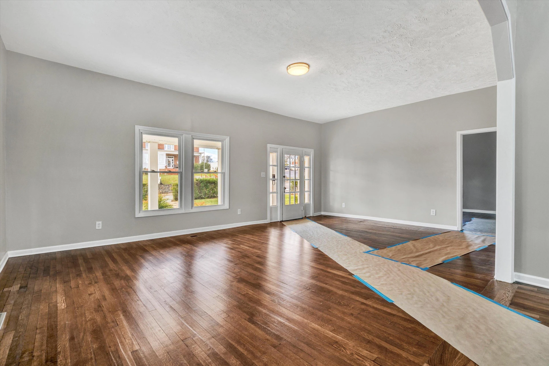 475 SOUTH MAIN ST - Photo 2