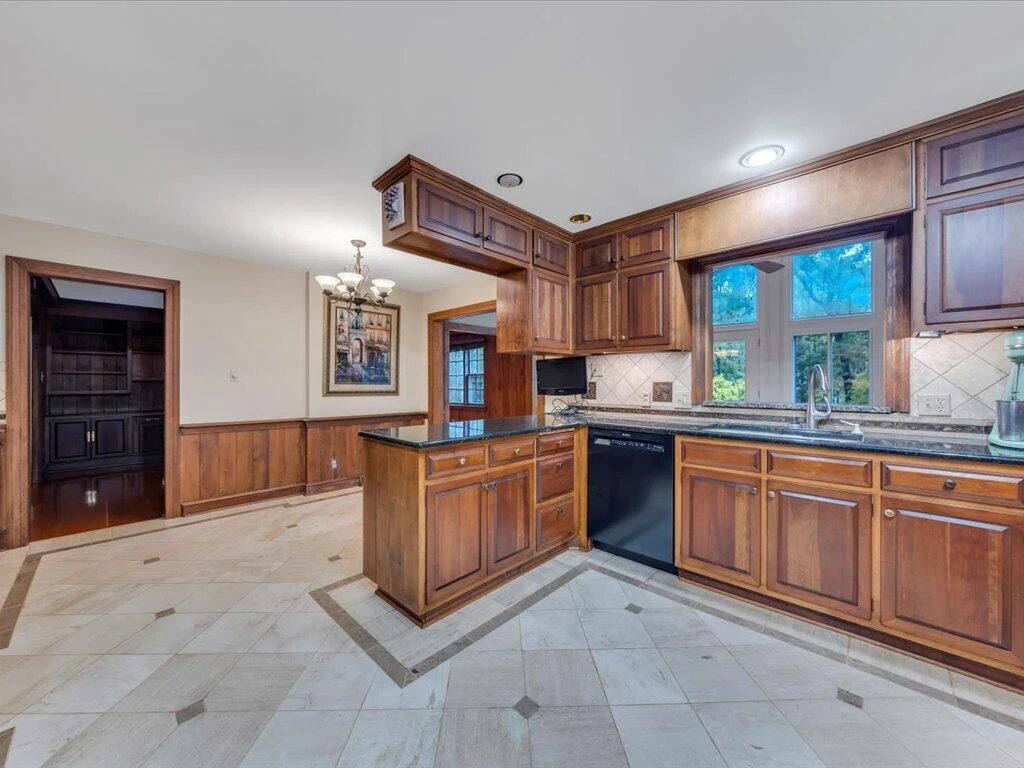 1490 Mount Olivet RD - Photo 18