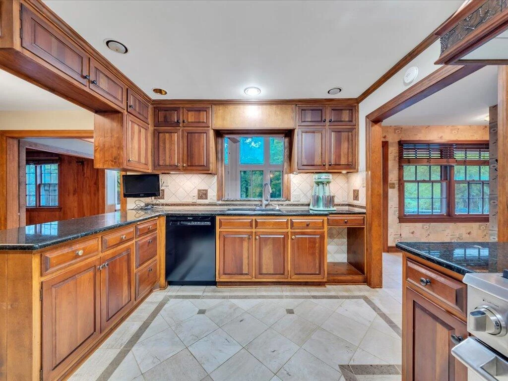 1490 Mount Olivet RD - Photo 19