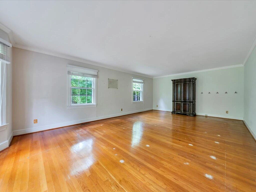 1490 Mount Olivet RD - Photo 7