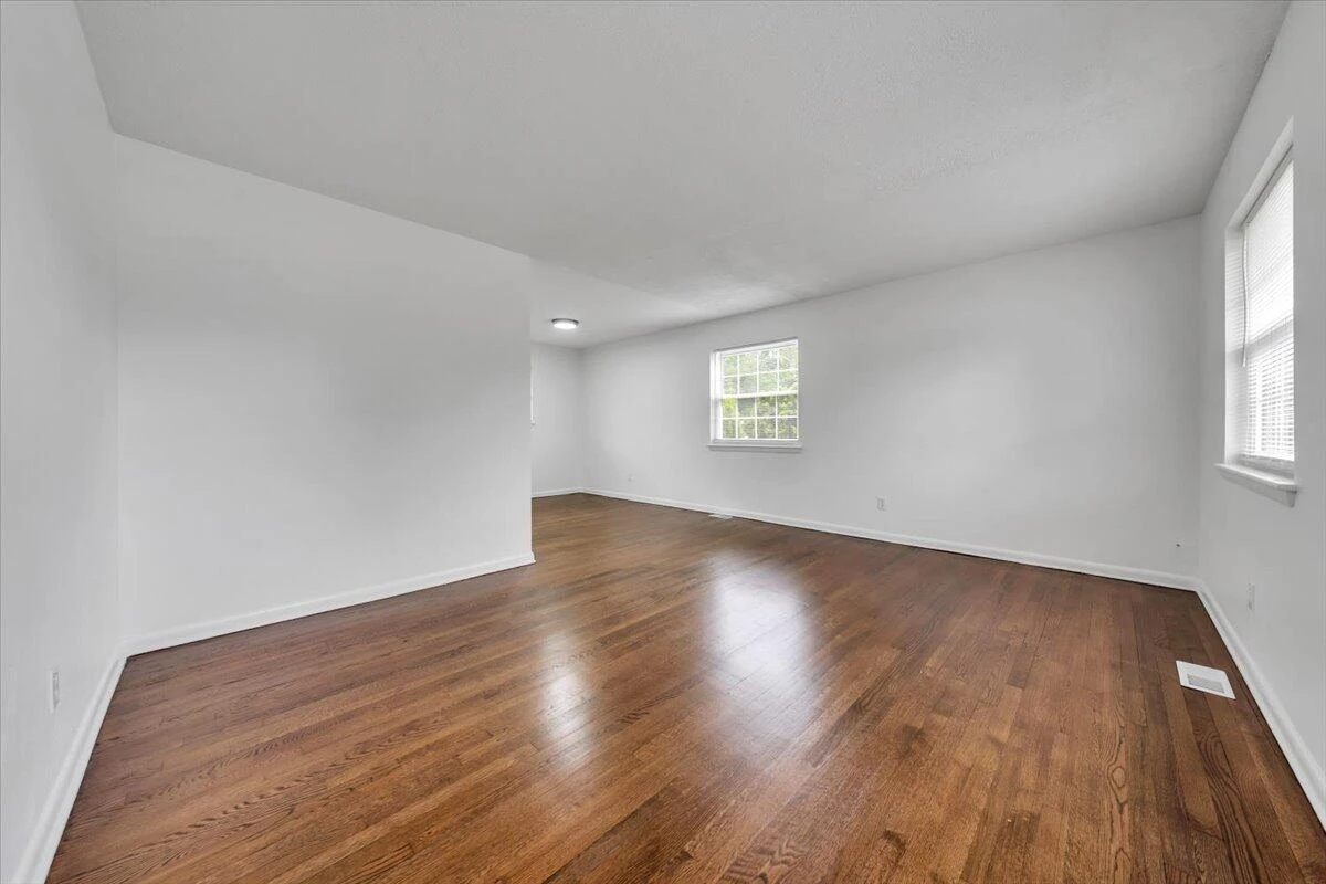 1523 16Th ST - Photo 4