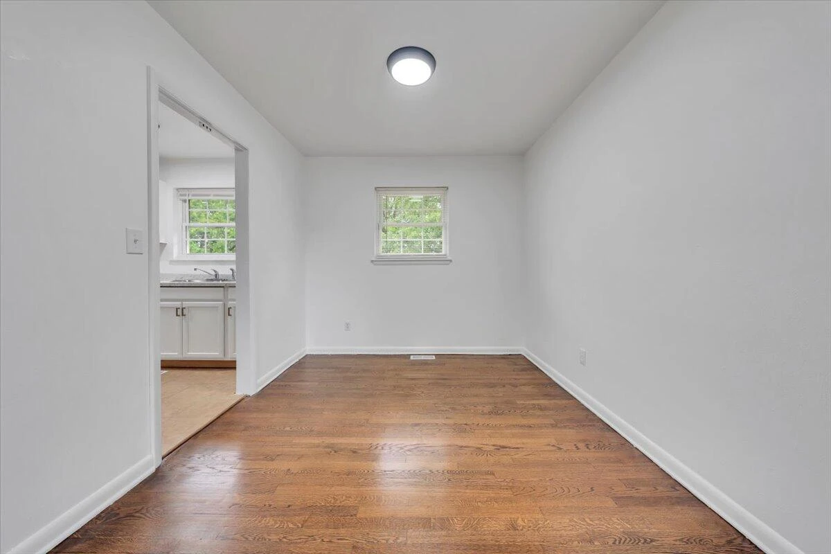 1523 16Th ST - Photo 8