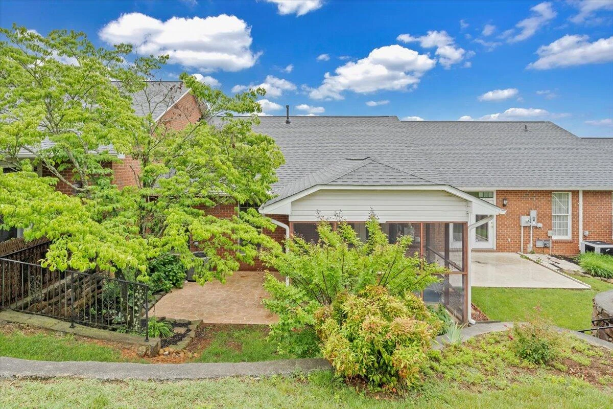 2521 Feather Garden CIR - Photo 36