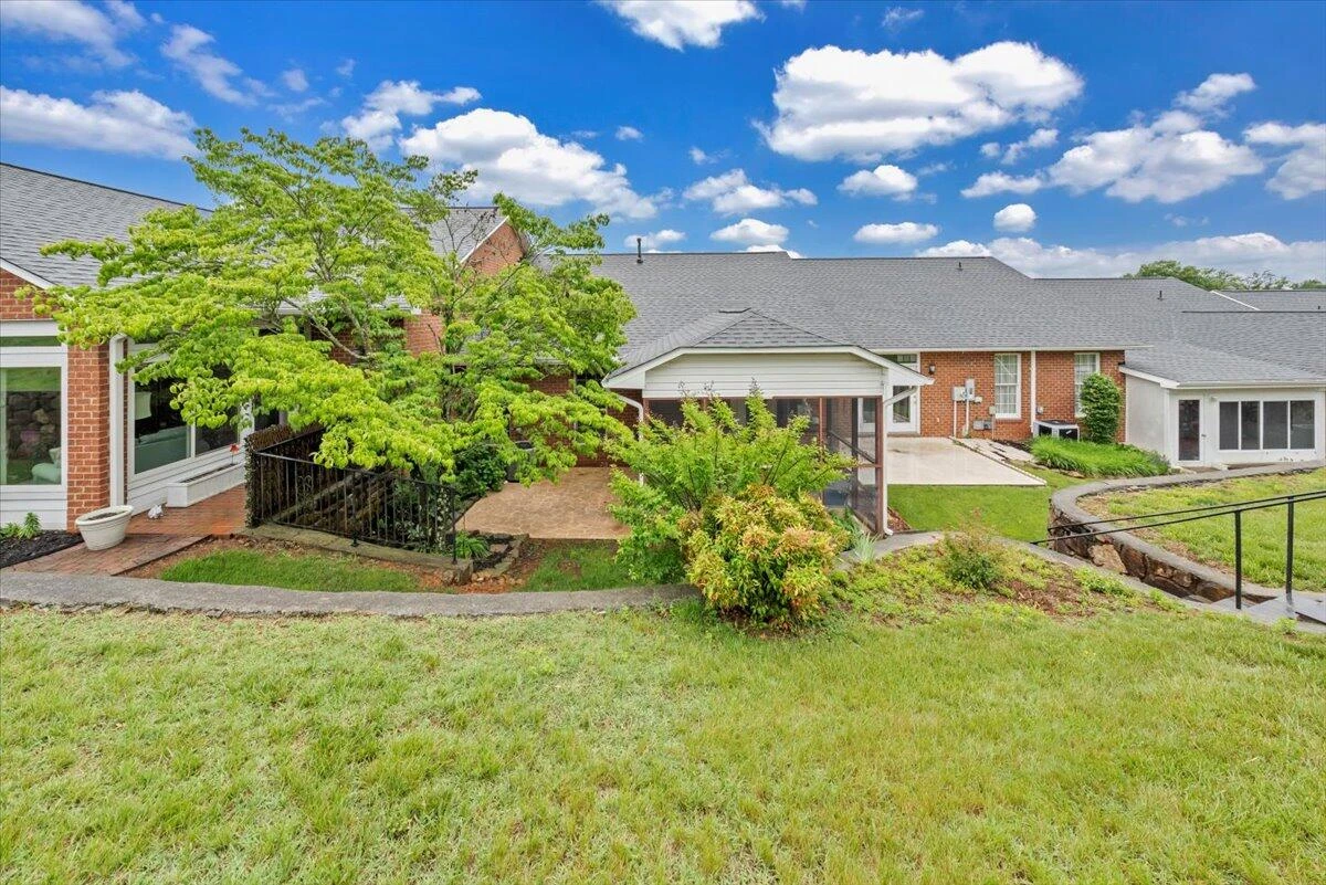 2521 Feather Garden CIR - Photo 37