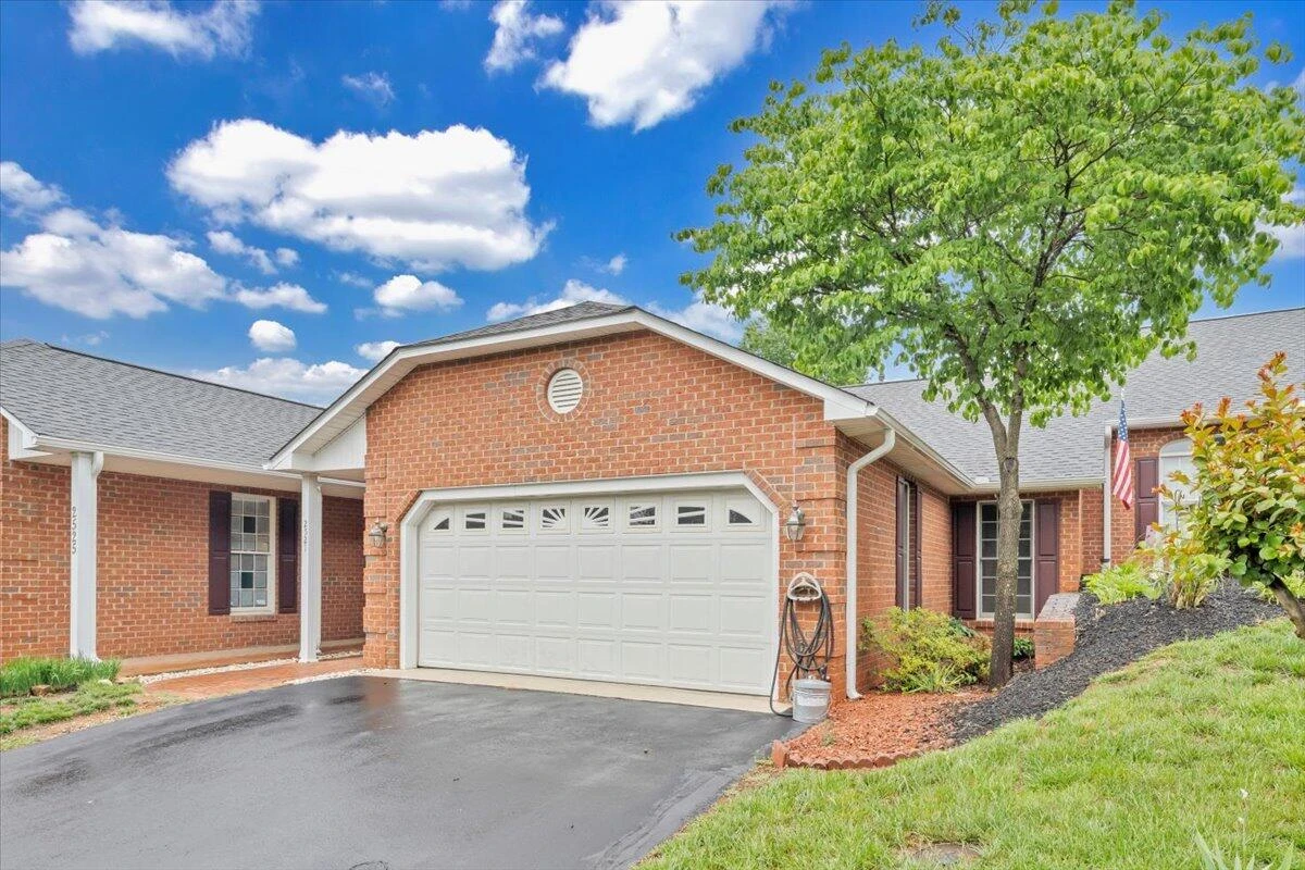 2521 Feather Garden CIR - Photo 38