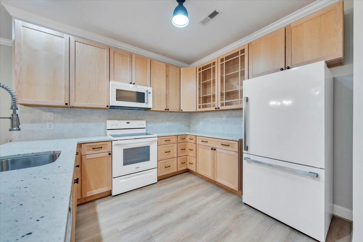 2521 Feather Garden CIR - Photo 9