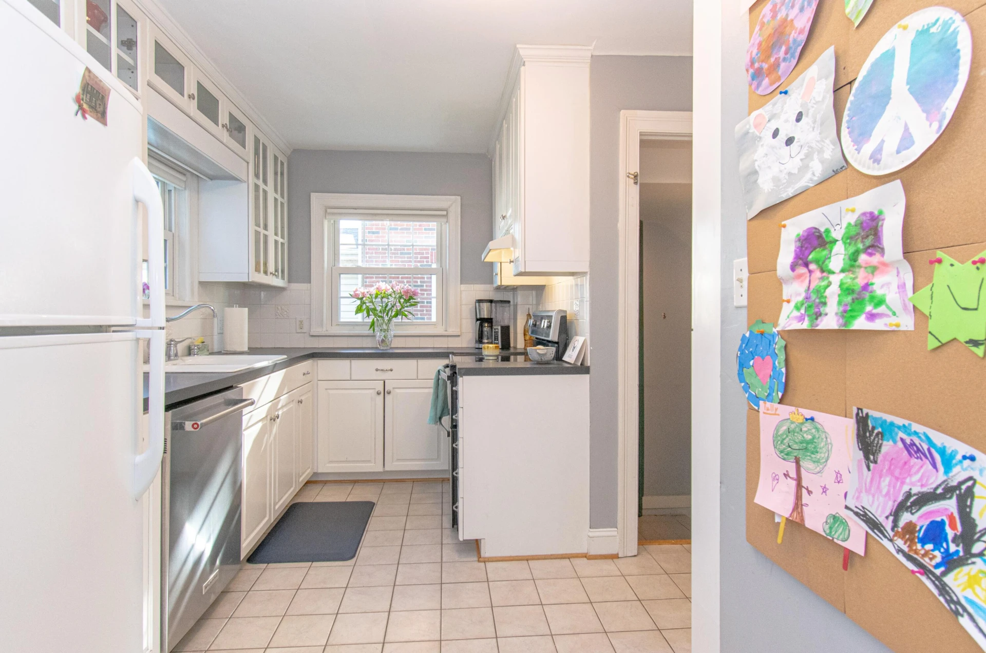 2428 Avenel AVE - Photo 17