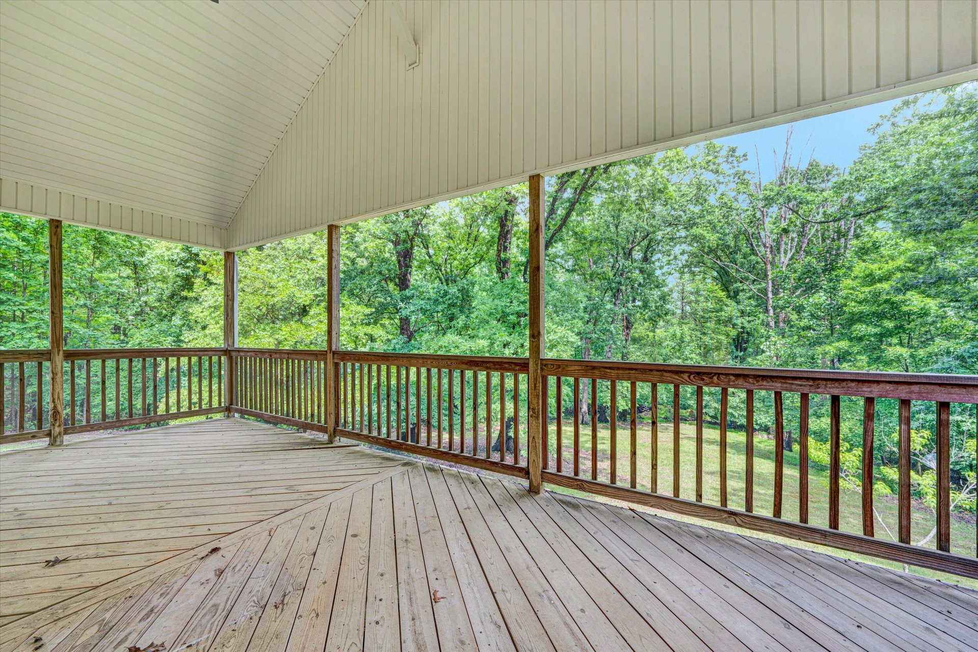 6570 Shingle Ridge RD - Photo 22