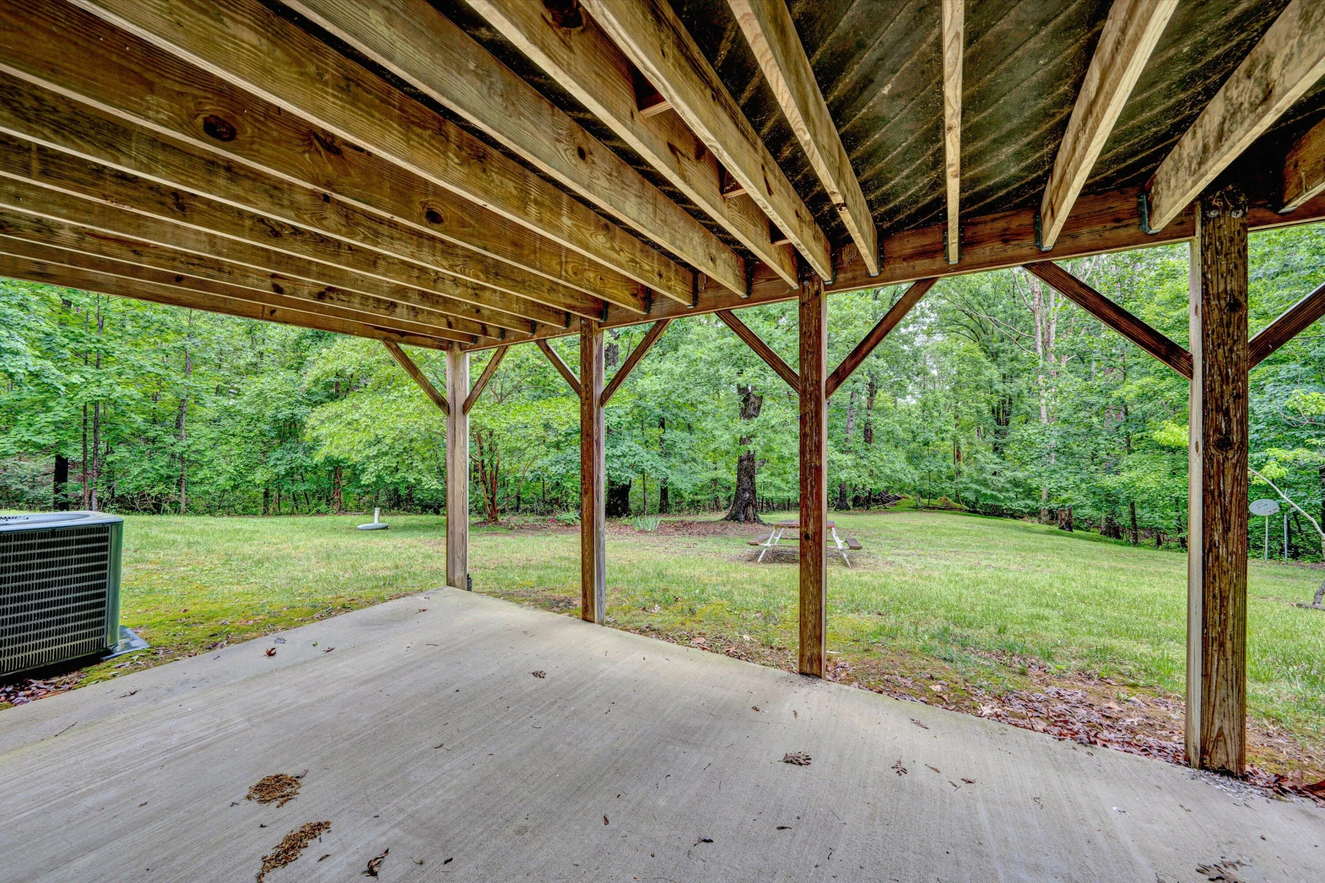 6570 Shingle Ridge RD - Photo 35