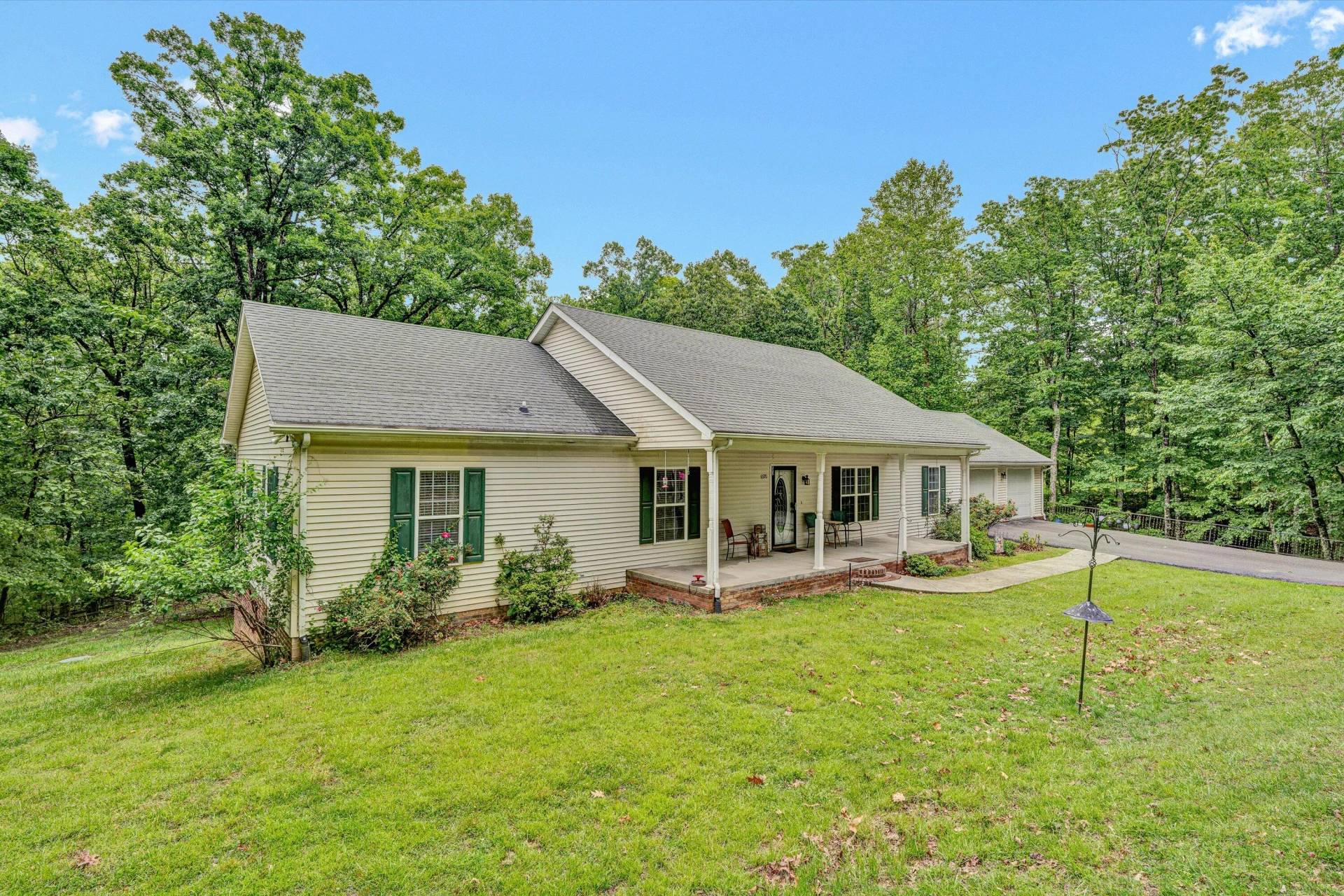 6570 Shingle Ridge RD - Photo 5