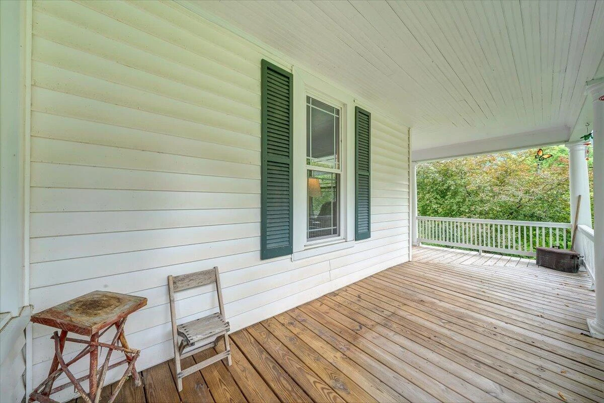 174 Bridge ST - Photo 27