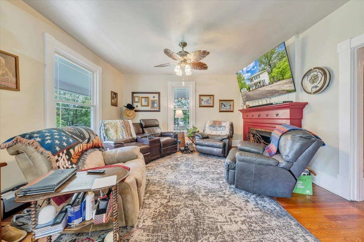 174 Bridge ST - Photo 9