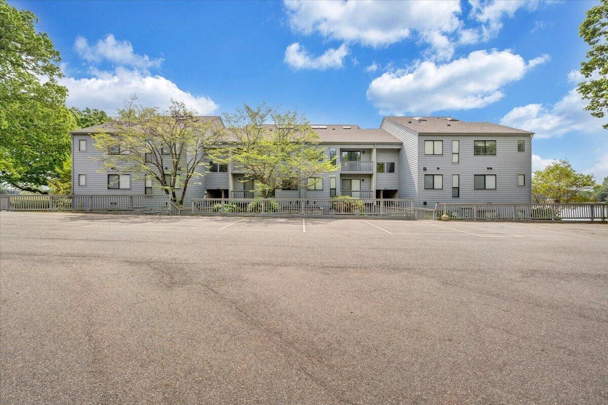 45 Sailors Cove DR #802 - Photo 2