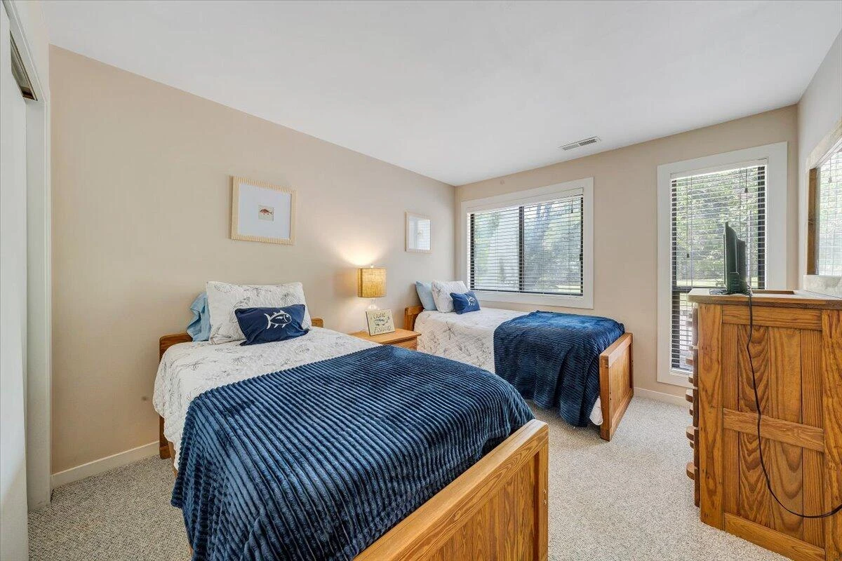 45 Sailors Cove DR #802 - Photo 20
