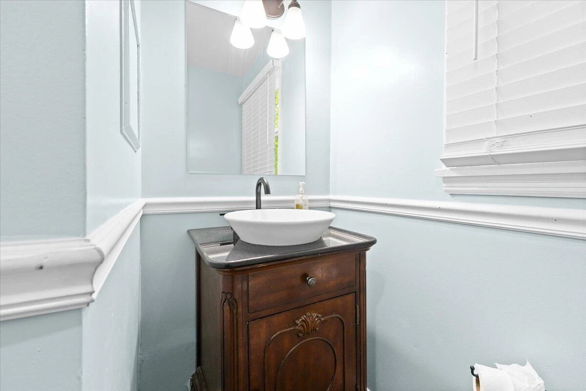 8160 Cloverdale RD - Photo 10