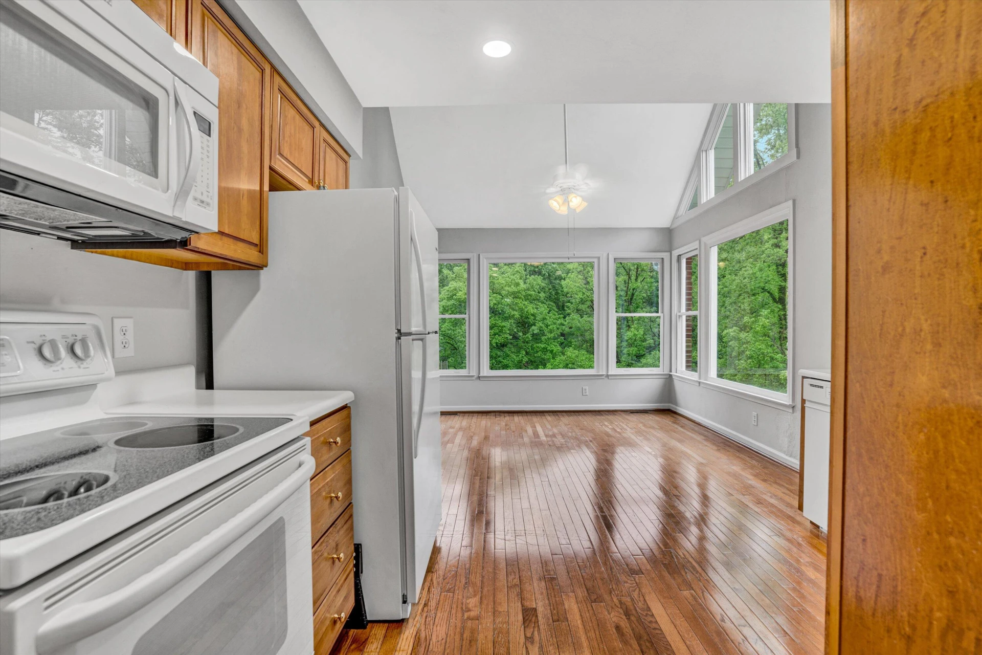 3615 Larson Oaks DR - Photo 12