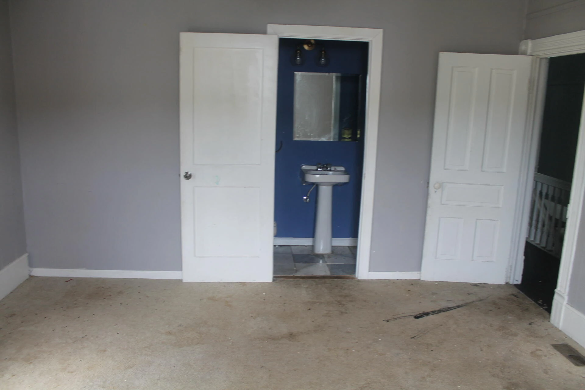 705 Rose AVE - Photo 8