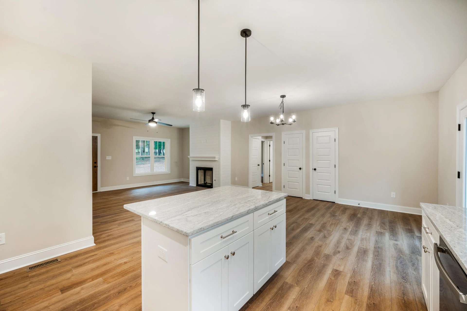 2510 Smith Mountain Lake PKWY - Photo 11