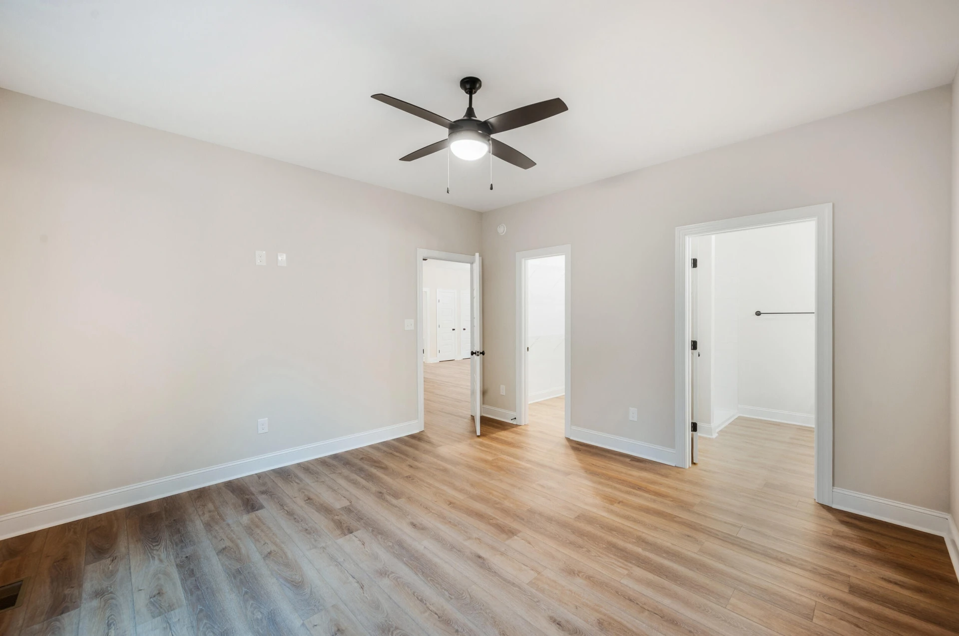 2510 Smith Mountain Lake PKWY - Photo 16